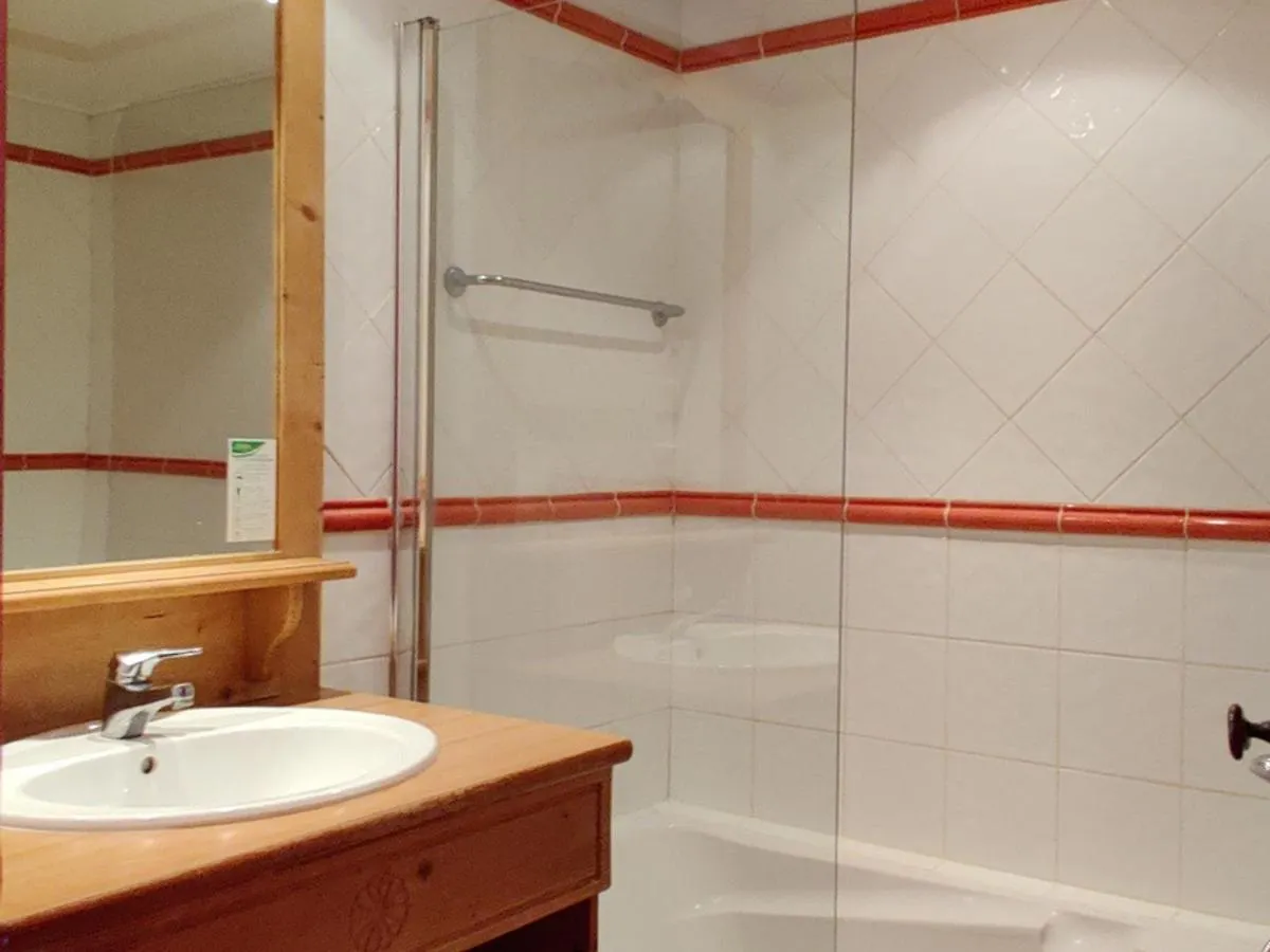 Appartement Duplex 2 Pieces Avec Balcon A Pra Loup 1500, Residence Les Chalets De Praroustan - Fr-1-504-102 Uvernet 0*,  França